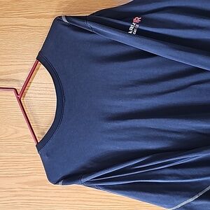Men's Ariat FR Navy long sleeve t-shirt. EUC